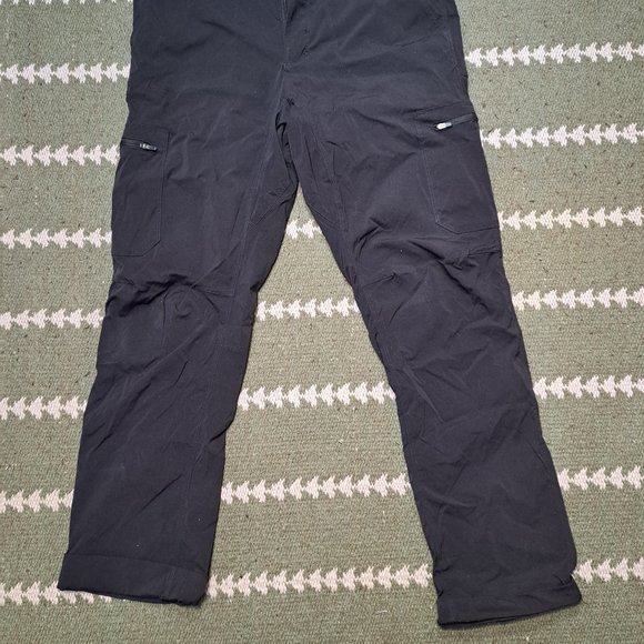 Men's Tilley Tech Pant - Size Medium - Picture 2 of 4